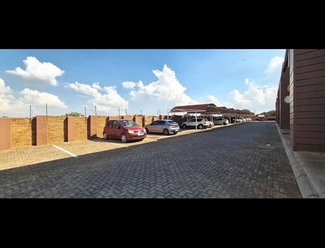 1 BEDROOM APARTMENT FOR SALE IN HONEY PARK